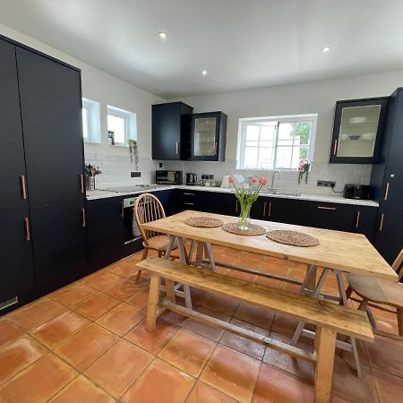 Nomihomes-Otis House-Free Parking X 2-Central -10Ppl Exeter Exterior photo