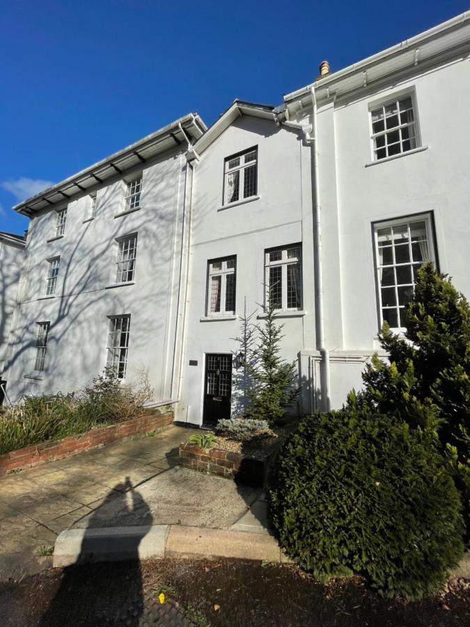 Nomihomes-Otis House-Free Parking X 2-Central -10Ppl Exeter Exterior photo